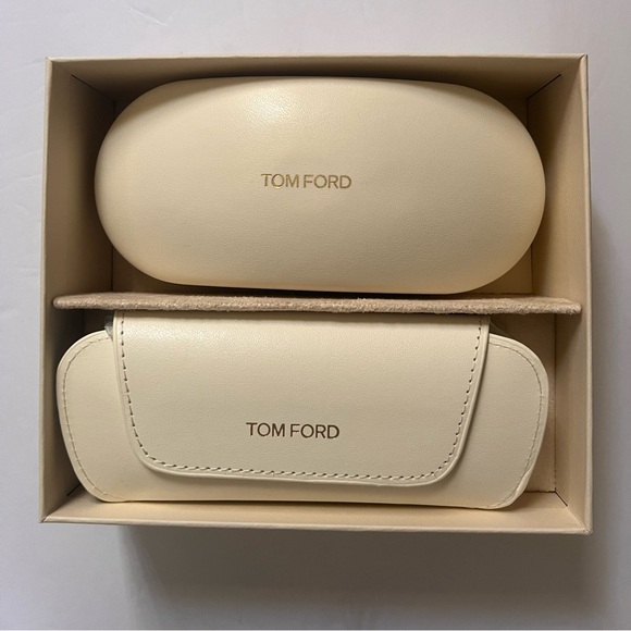 Tom Ford Black Filtering Acetate Cat-Eye Glasses - Picture 3 of 14